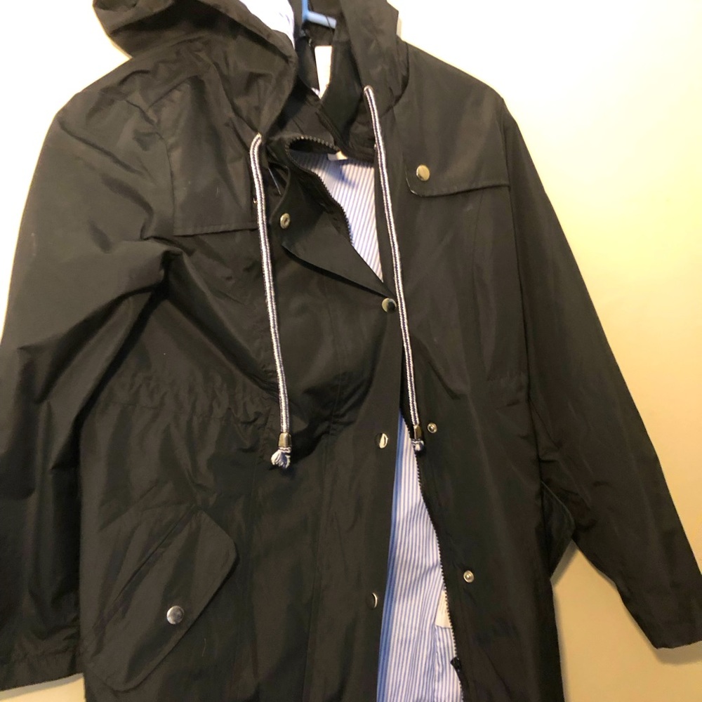 SoTeer women’s raincoat nwt!